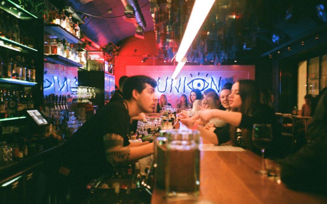 Which Approach Actually Makes Bar Crawls More Enjoyable for Shy Socializers in Houston, TX